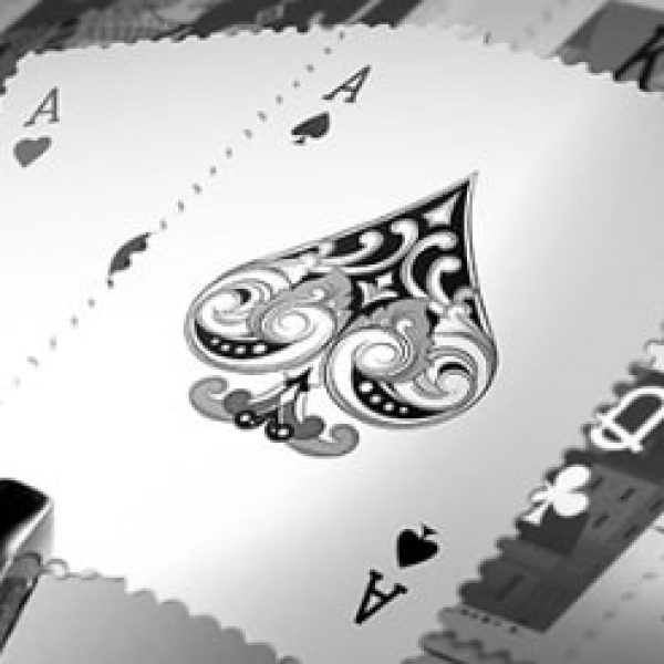 Колекционер на Карти в bet365 Покер