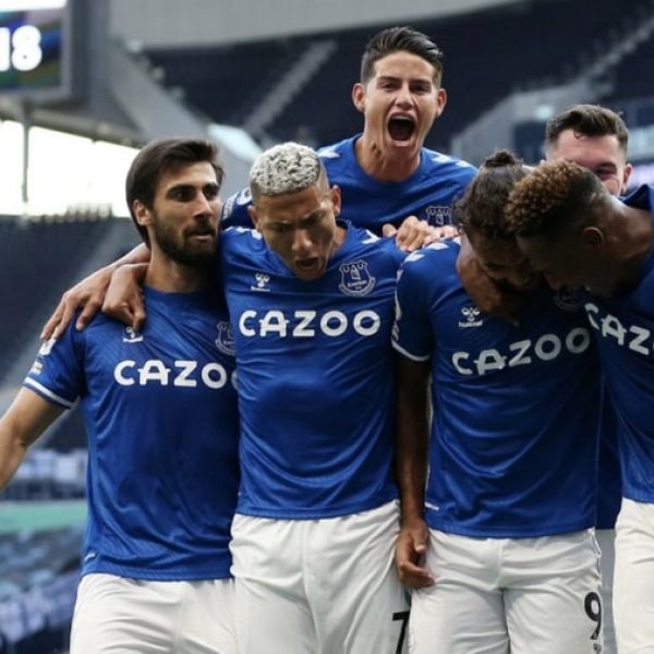 евертън срещу лийдс bookmakers365